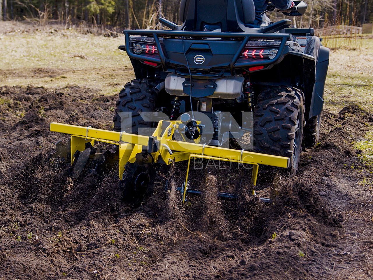 Disc harrow: (Receiver Mount System)