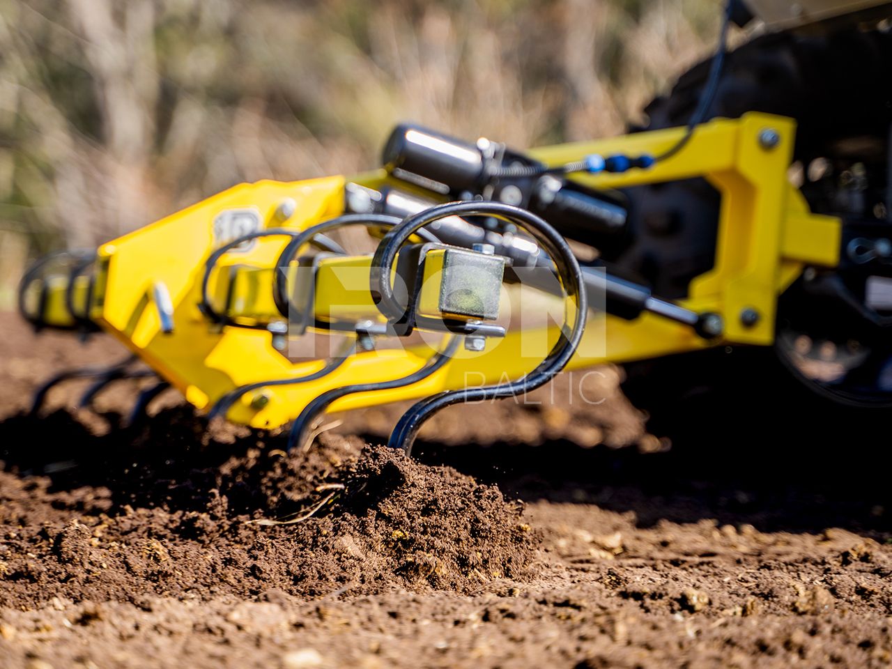 Cultivator: (Receiver Mount System)