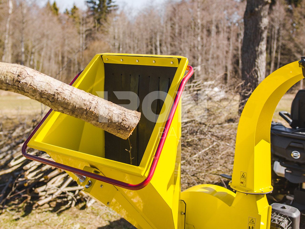 Wood chipper: G2: ( Briggs & Stratton 14hp )
