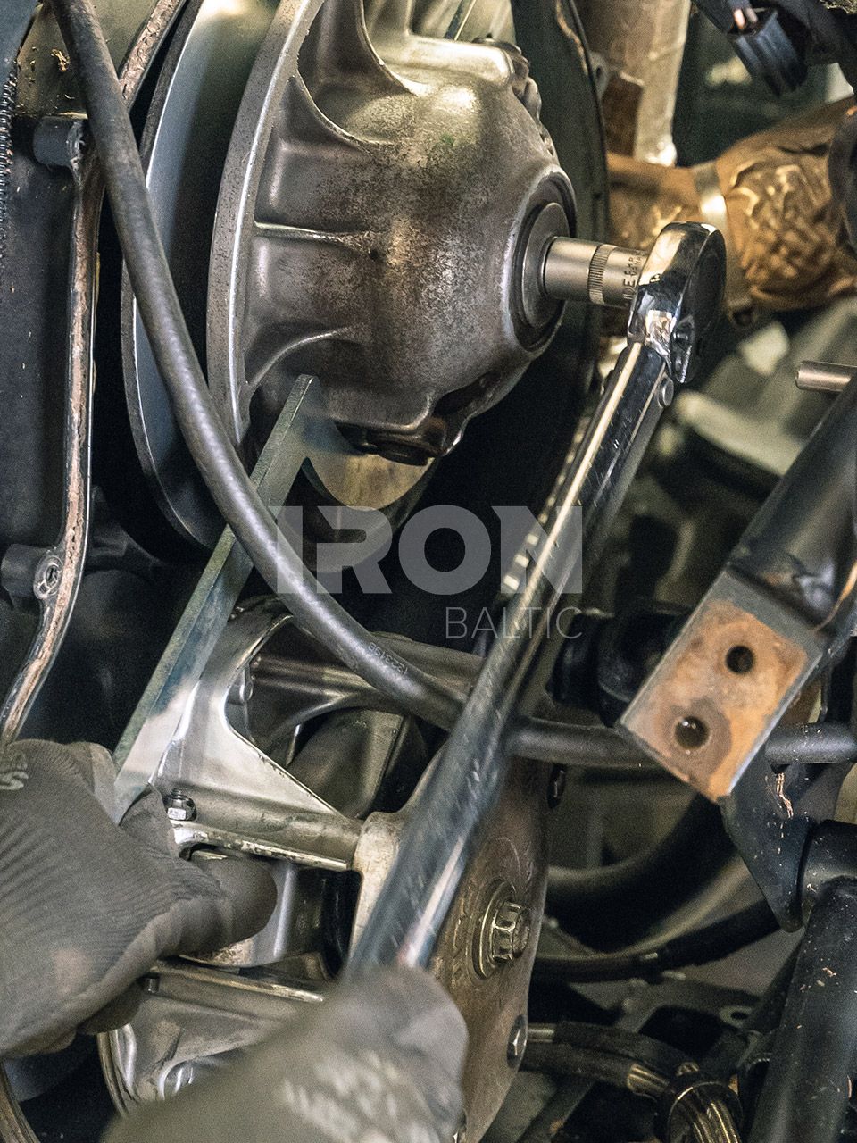 Primary Clutch Puller: Polaris Sportsman: Polaris Scrambler