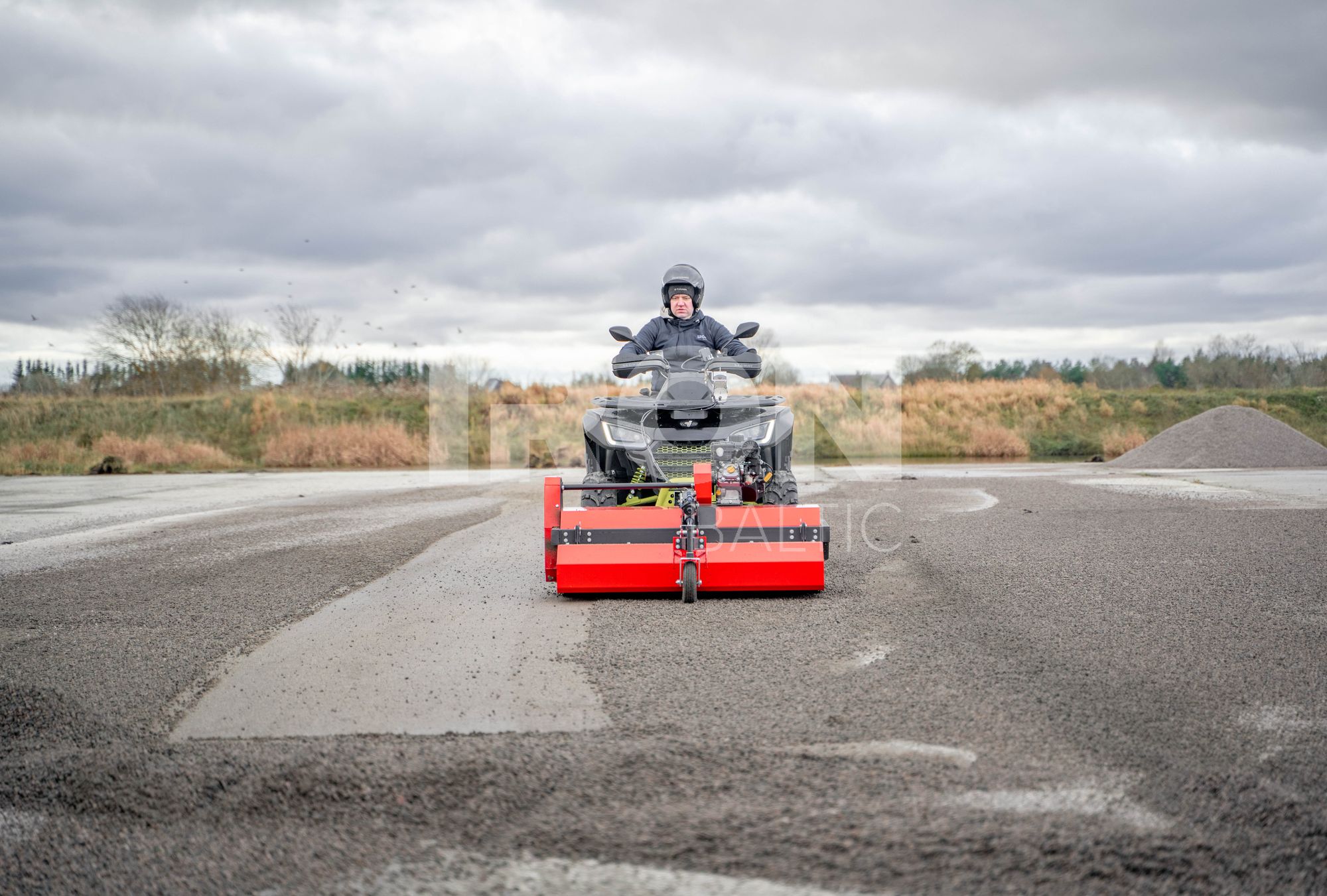 Rotary broom 6,5hp: ( Briggs & Stratton )