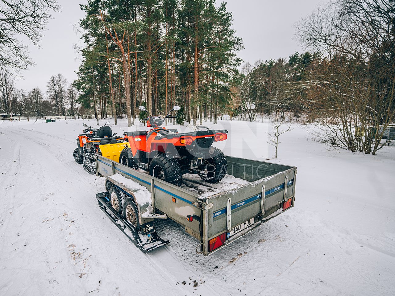 Trailer skis: ( 2 axle trailer ): adjustable width: road & offroad tyres