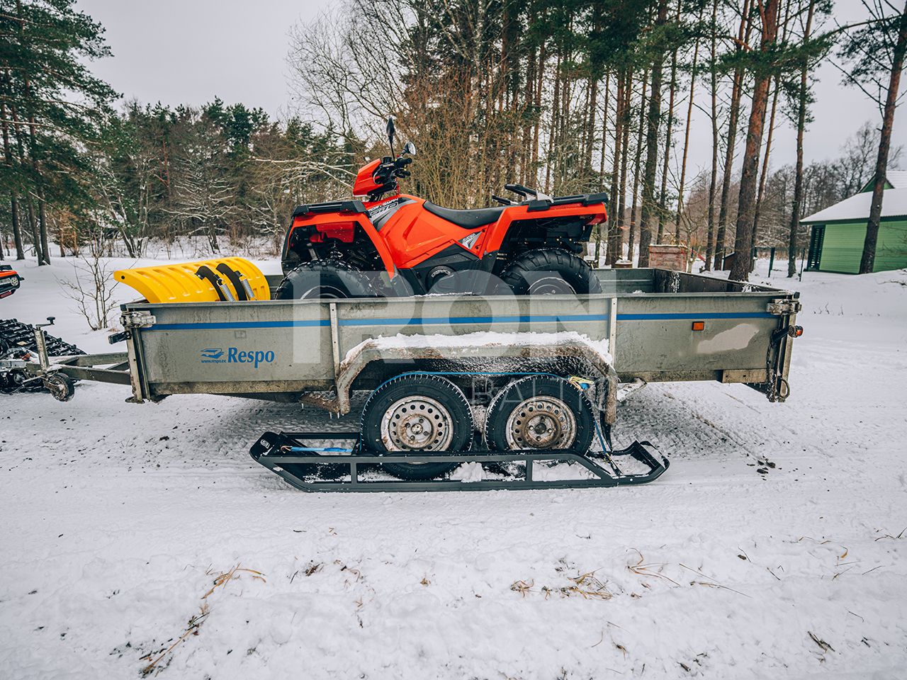 Trailer skis: ( 2 axle trailer ): adjustable width: road & offroad tyres