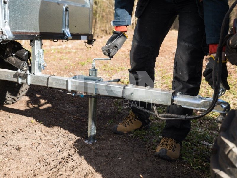 Support leg: Iron Baltic trailers