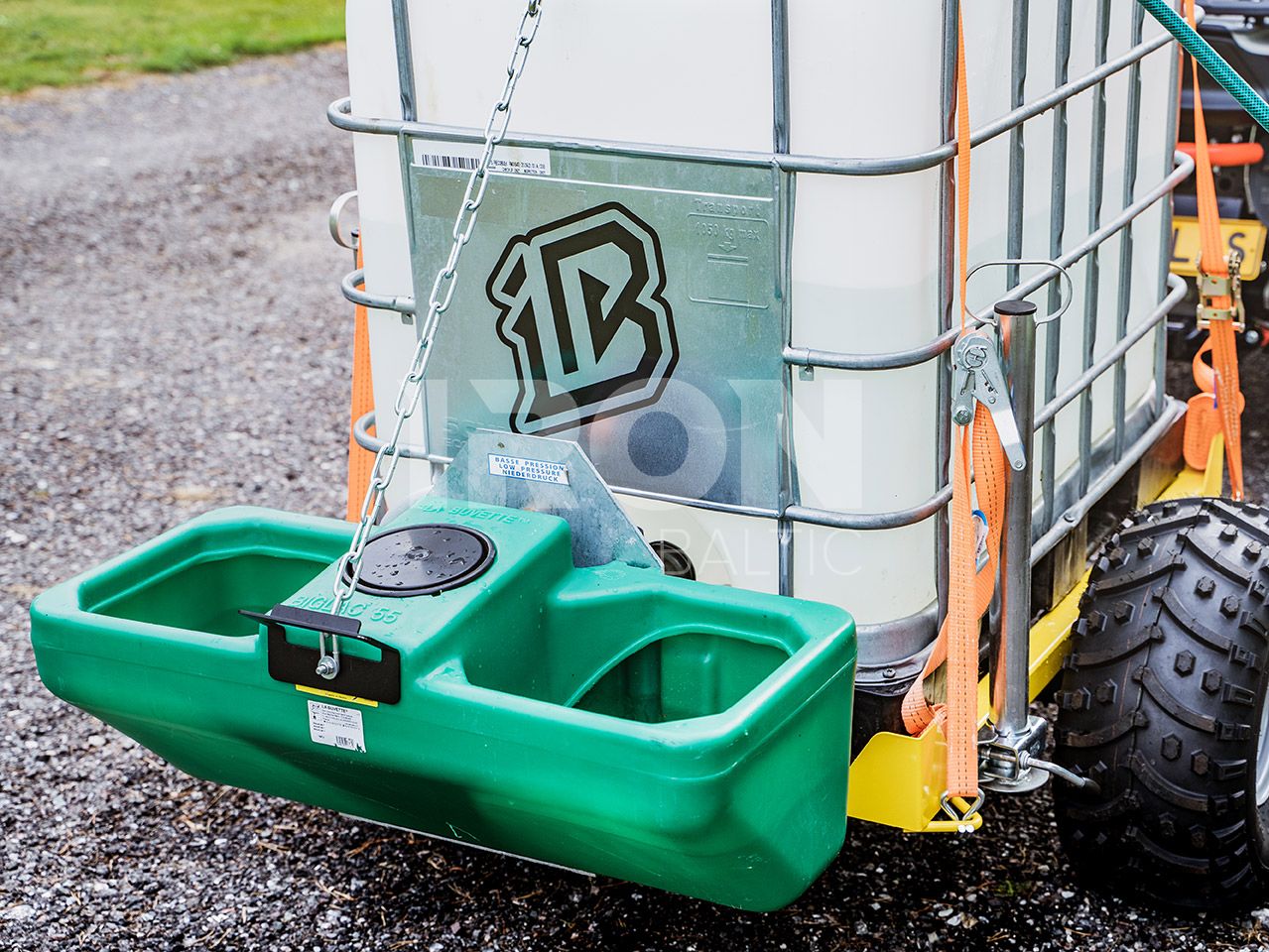 Drinking watering trough 55L: for IB trailers 91.1000 / 86.5000