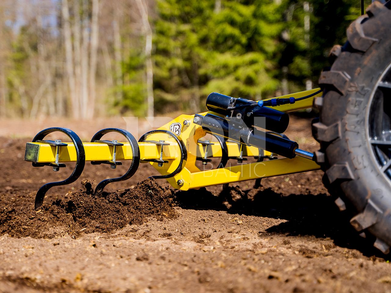 Cultivator: (Receiver Mount System)