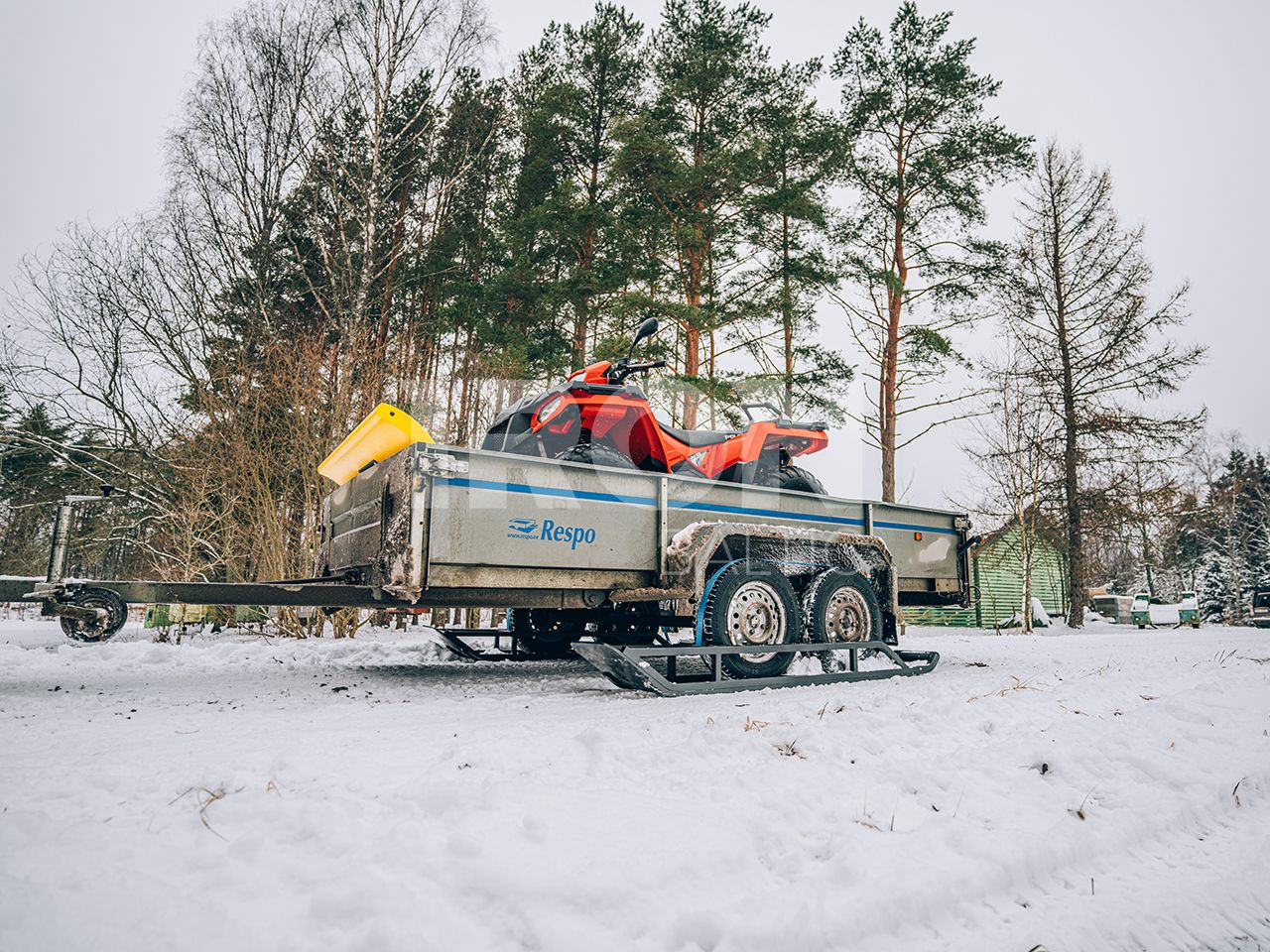 Trailer skis: ( 2 axle trailer ): adjustable width: road & offroad tyres